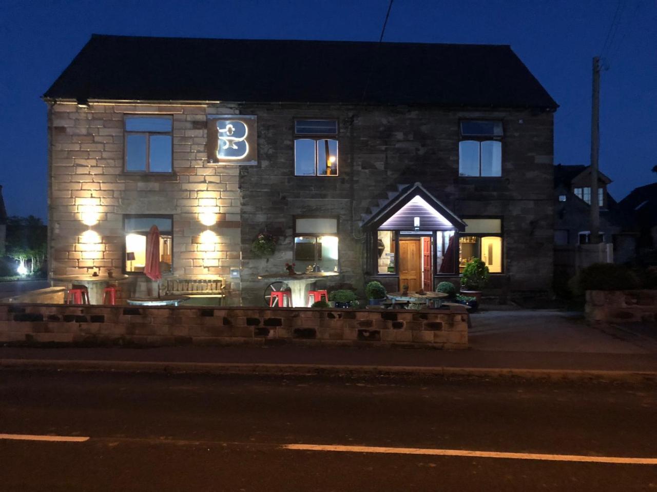 The Blacksmith Arms Bed & Breakfast Alton  Bagian luar foto